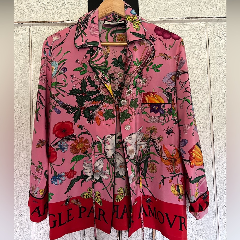 Gucci pink silk lounge blouse